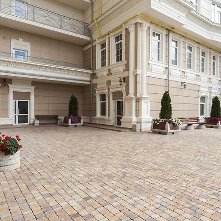 Sunny Belle Apartments Odesa Exterior photo